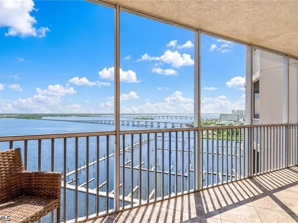 2104 W 1st St APT 1802, Fort Myers, FL 33901