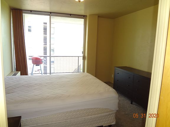 4th image of 421 S Howes St #702S