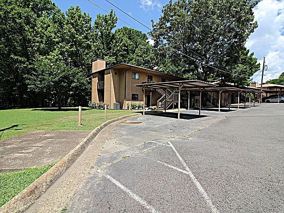 2nd image of 1100 Woodlawn Ave APT 62