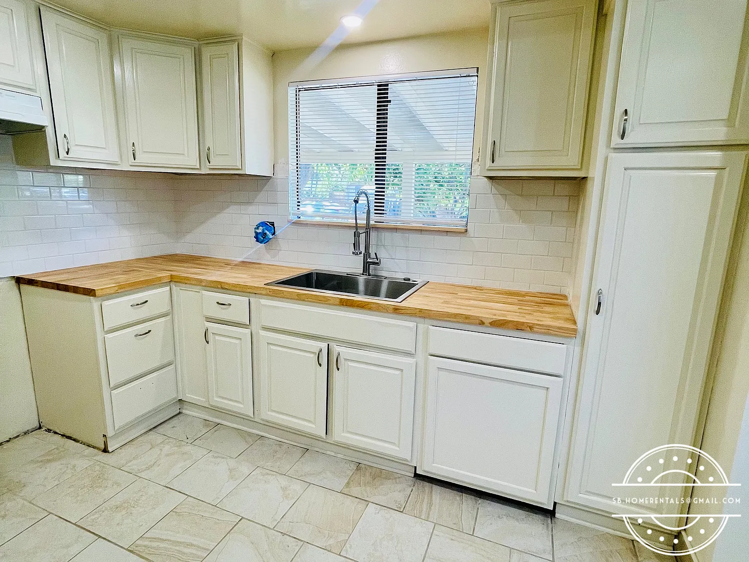 1735 Villa Ave — Photo 2