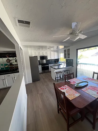 20737 Roscoe Blvd Photo 1