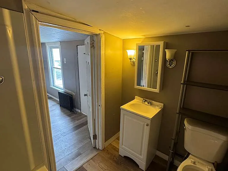 305 Jackson St #2 — Photo 17