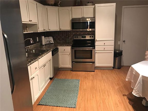 5th image of 2102 N 34th St