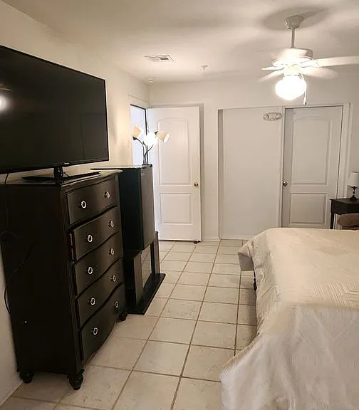 610 Palm Dr — Photo 8