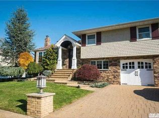1815 White St, Bellmore, NY 11710