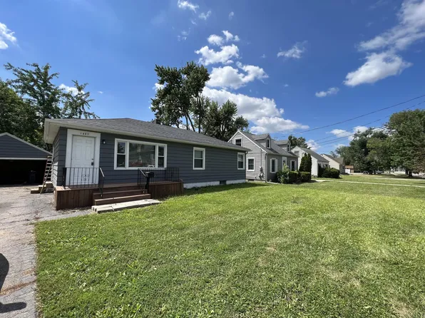 1407 32nd St NE, Cedar Rapids, IA 52402