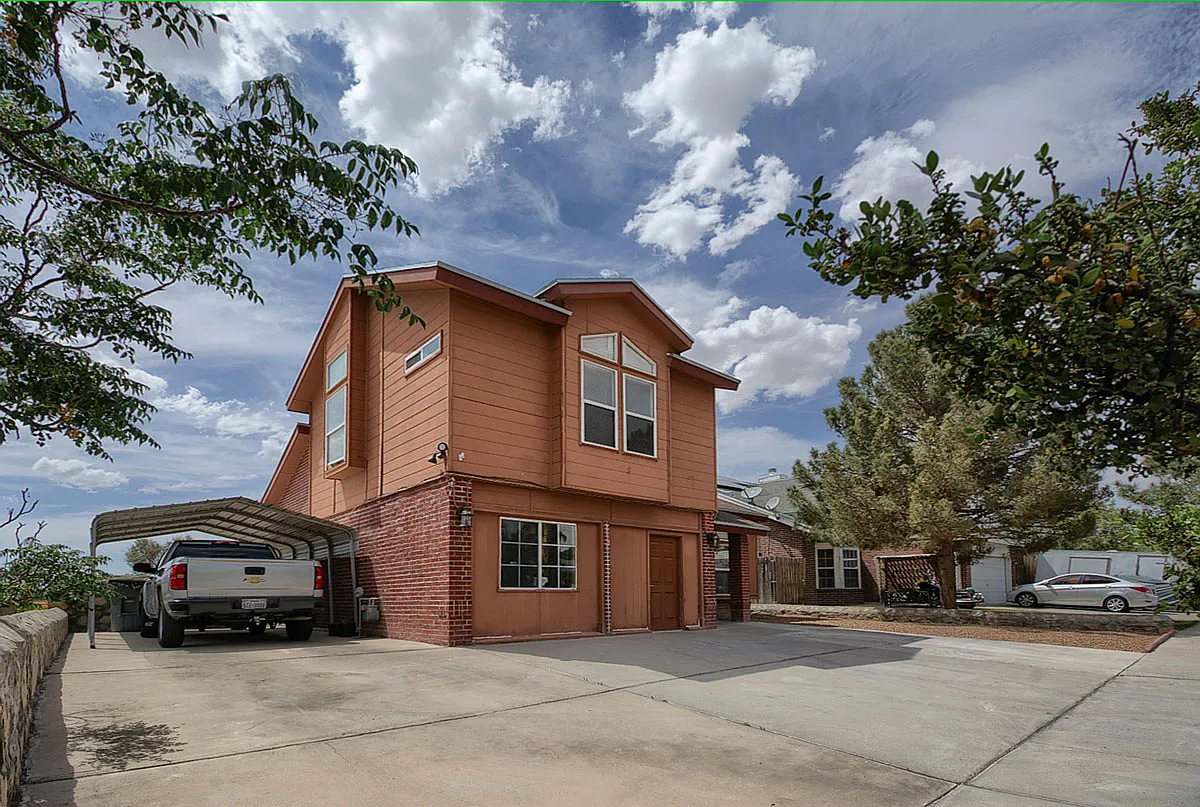 3 bed, 1250 sqft, $1,550 — Photo 1