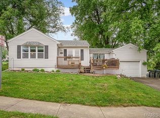 522 E Cherry St, Columbia, IL 62236