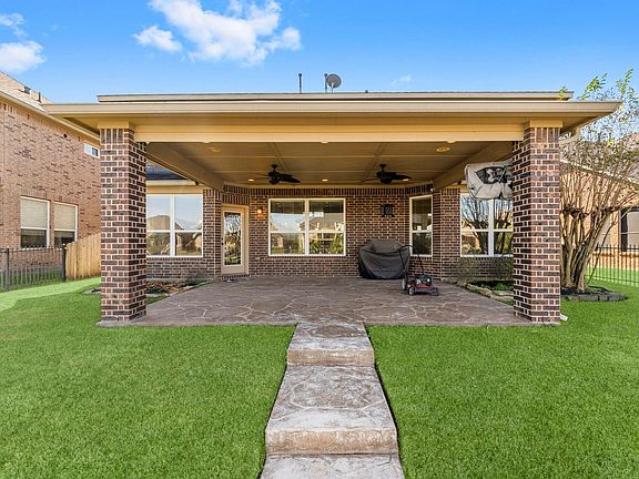 5th image of 18106 Obelisk Bay Drive