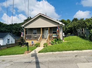 806 Summer St, Loudon, TN 37774