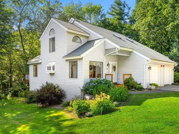 4 Overlook Drive, Atkinson, NH 03811