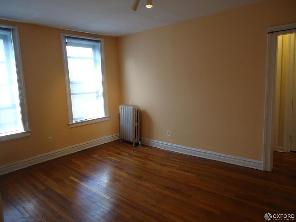 1st image of 3407 36th Ave APT 4G