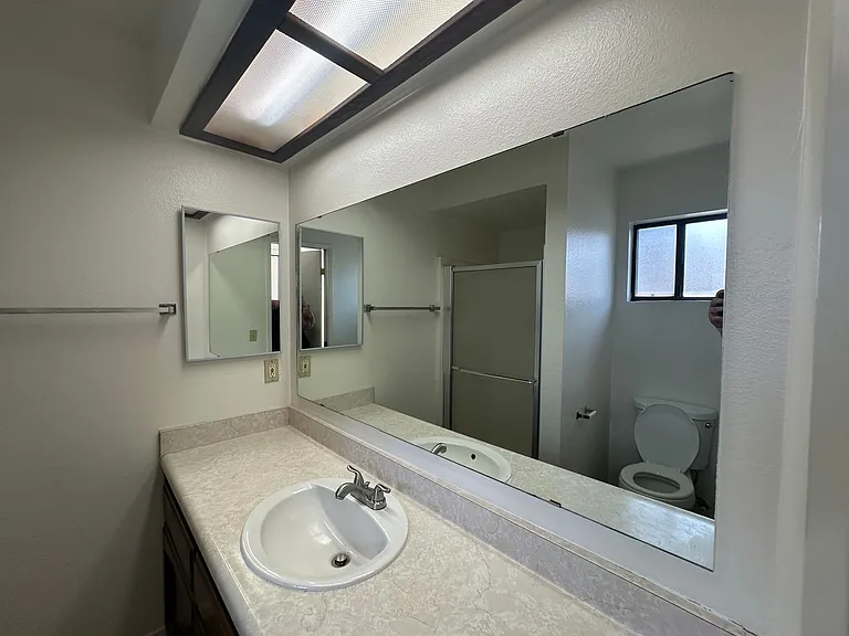 7809 S Laurelglen Blvd — Photo 10