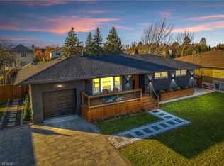 15 Andres St, Niagara On The Lake, ON L0S 1J0