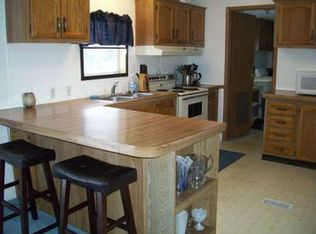 3030 E Estates Dr, Midland, MI 48642