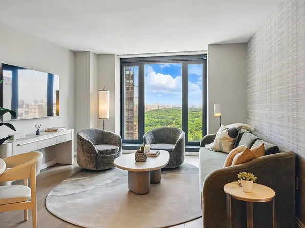 111 W 56th St #40A, New York, NY 10019