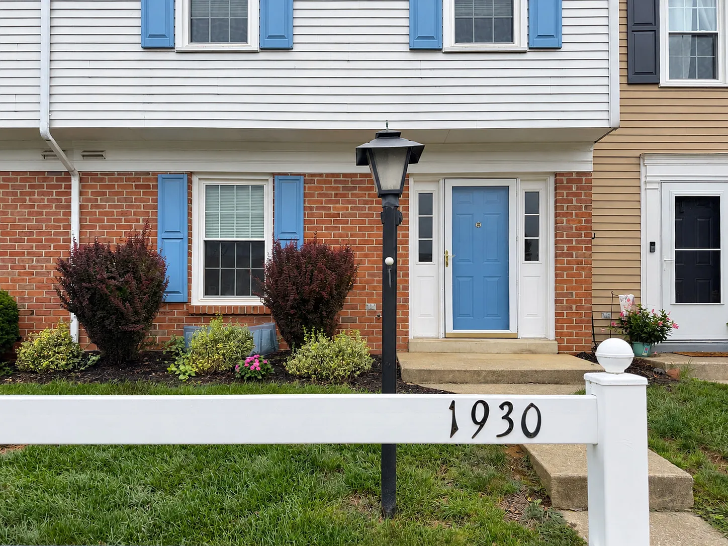 3 bed, 2.5 bath, 1360 sqft, $1,695 — Photo 2