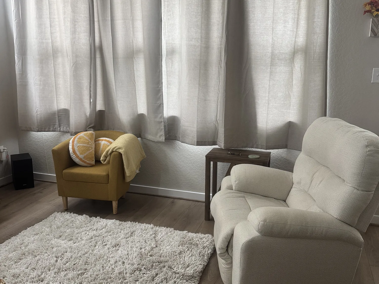 14815 Maverick Avenue - 1 — Photo 2