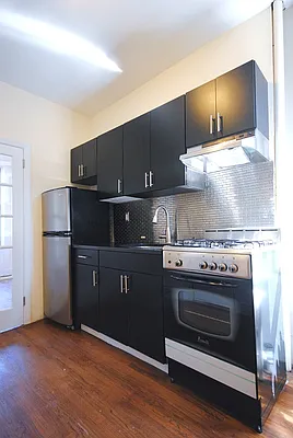 Rented by Bold New York | media 43