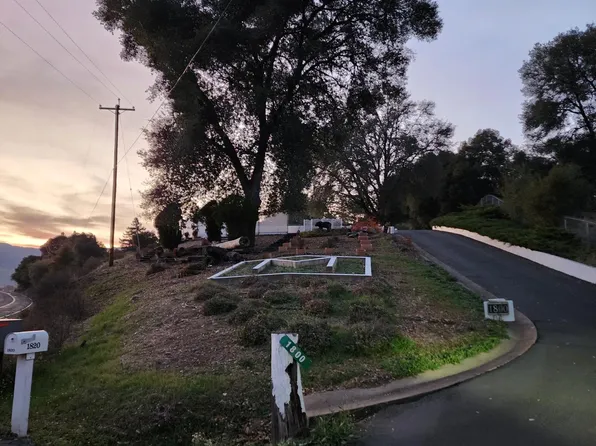 1800 Sanford Ranch Rd, Ukiah, CA 95482