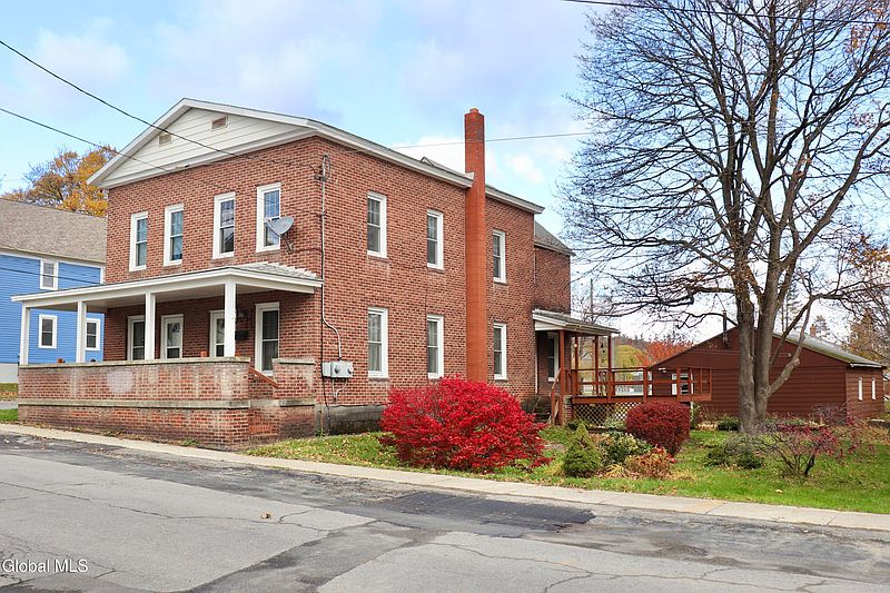 3rd image of 21-23 Dempster Street