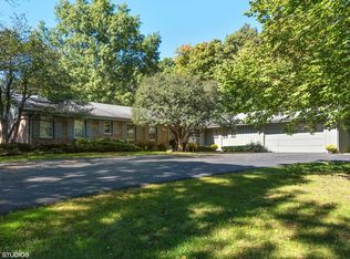 670 Tanglewood Ct, Lake Forest, IL