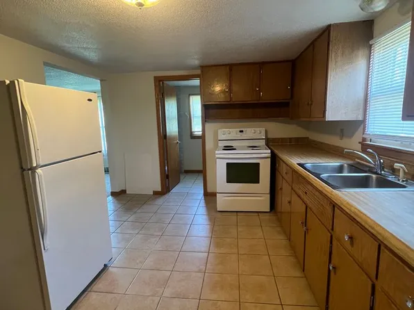 828 9th Ave N, Saint Cloud, MN 56303