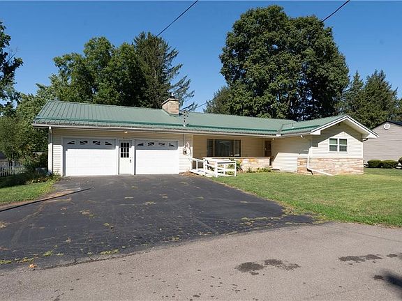 2nd image of 14 Meadowbrook Rd