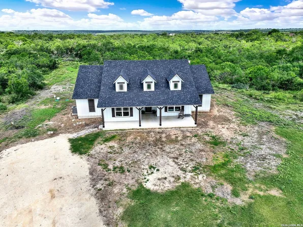 618 PRIVATE ROAD 5769, Castroville, TX 78009