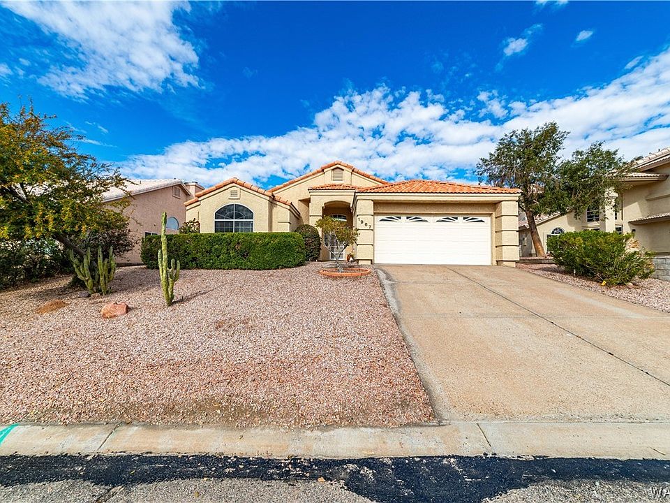 1st image of 1967 E Desert Drive