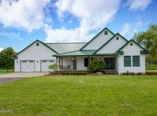 17773 Us Highway 12, Edwardsburg, MI 49112