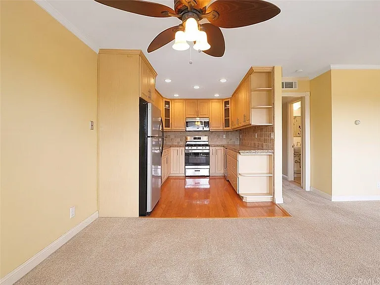 26130 Narbonne Ave #135 — Photo 33