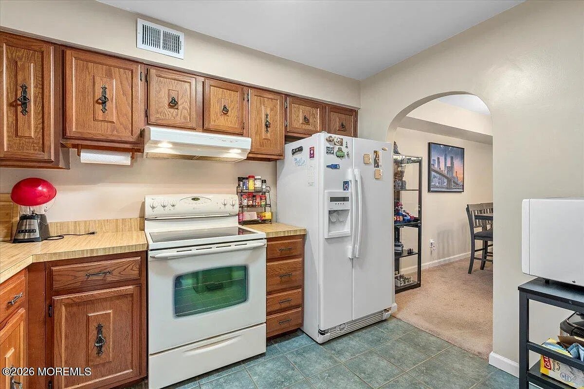 2 bed, 1.0 bath, 1000 sqft, $2,500 — Photo 4