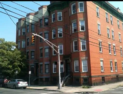 54 Saint Pauls Ave Photo 1