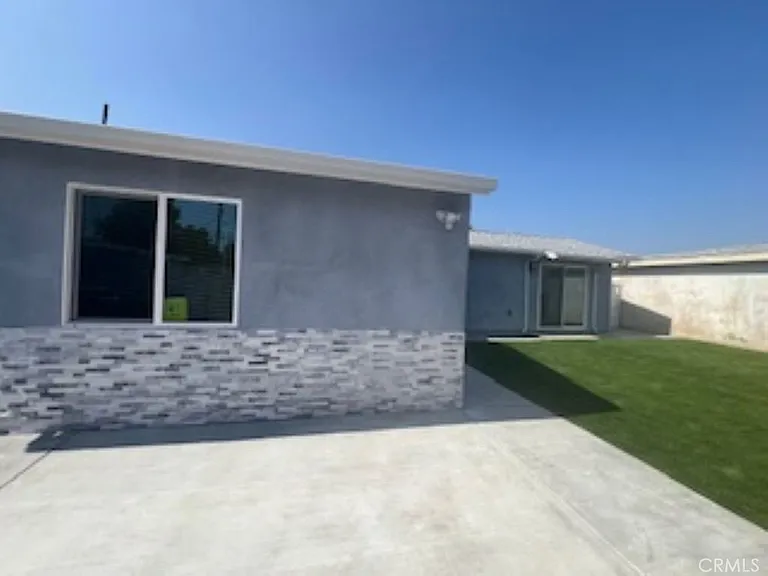 8611 Rio Dell St — Photo 9