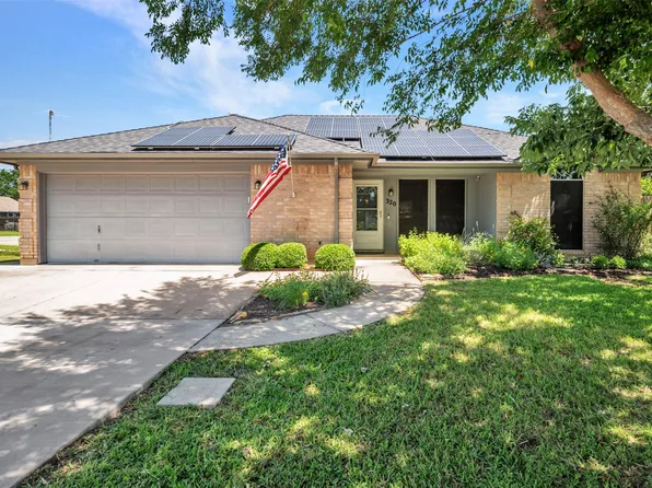 320 Richy Rd, Roanoke, TX 76262
