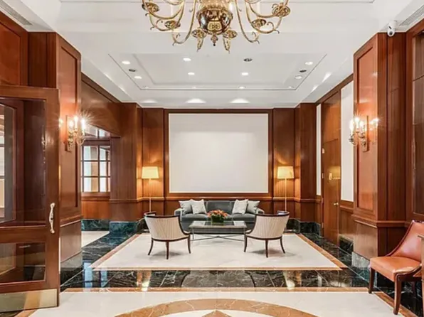 201 East 80th Street image 18 of 20