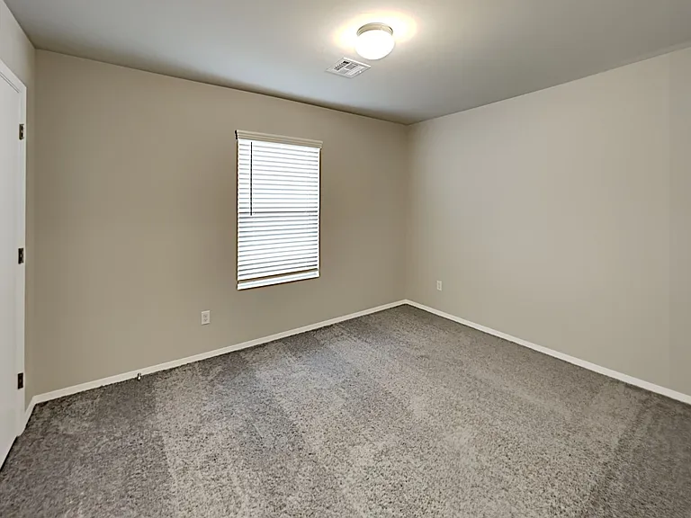 1824 Jack Rabbit Ln — Photo 12