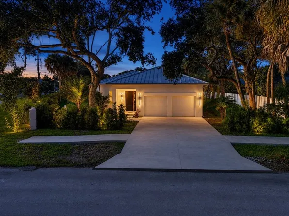 901 Jasmine Ln, Vero Beach, FL 32963