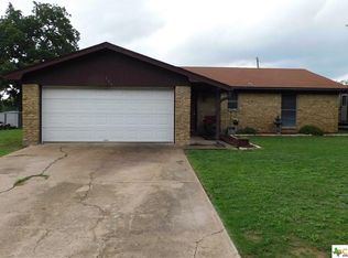 101 Byrom Dr, Gatesville, TX 76528