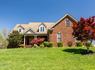 1632 Loch Leigh Way, Maryville, TN 37801