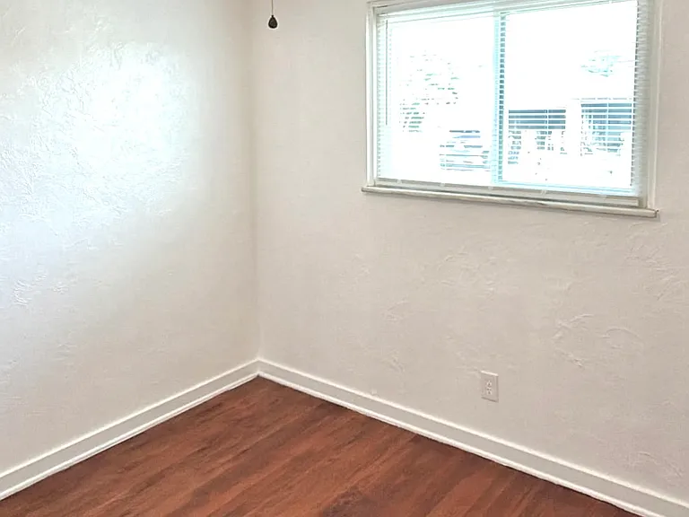 217 Mifflin St — Photo 5