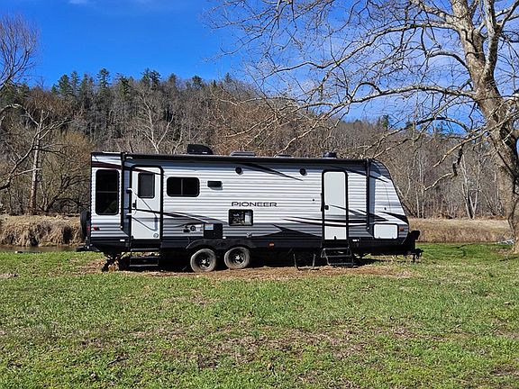 4th image of 8655 Riverside Dr