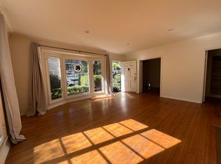 9197 W 3rd St, Beverly Hills, CA 90210