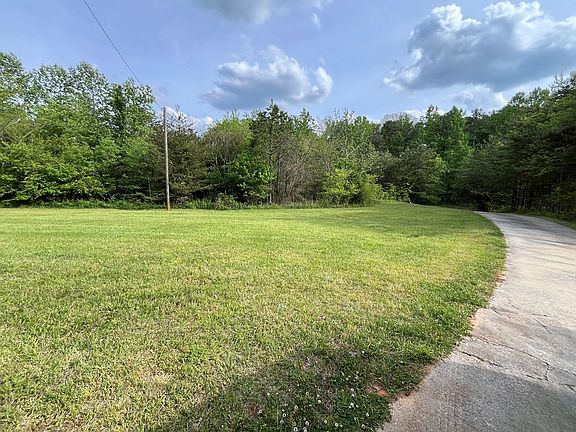 2nd image of 960 Asbury Mill Rd