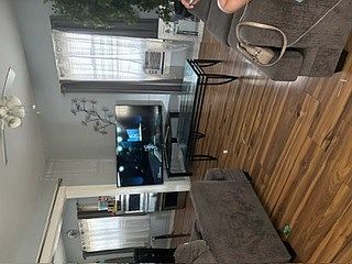 2nd image of 218 Beach St
