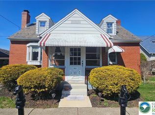 65 Hess Ave, Hellertown, PA 18055