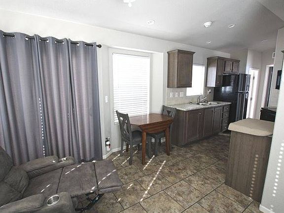 3rd image of 1703 N Thornton Rd #323