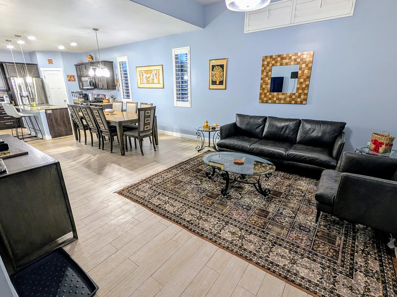 5 bed, 2601 sqft, $3,500 — Photo 3