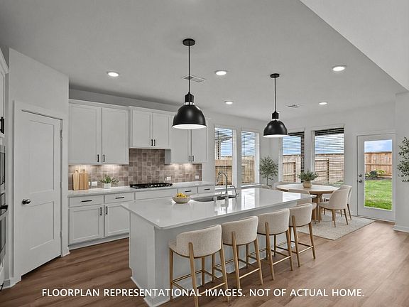 4th image of 2014 Heather Ridge Way